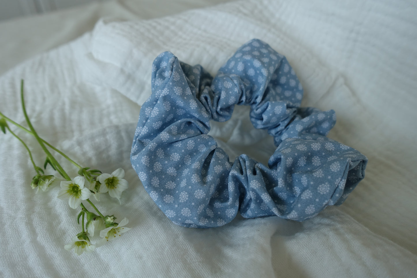 Scrunchie Paisley hellblau