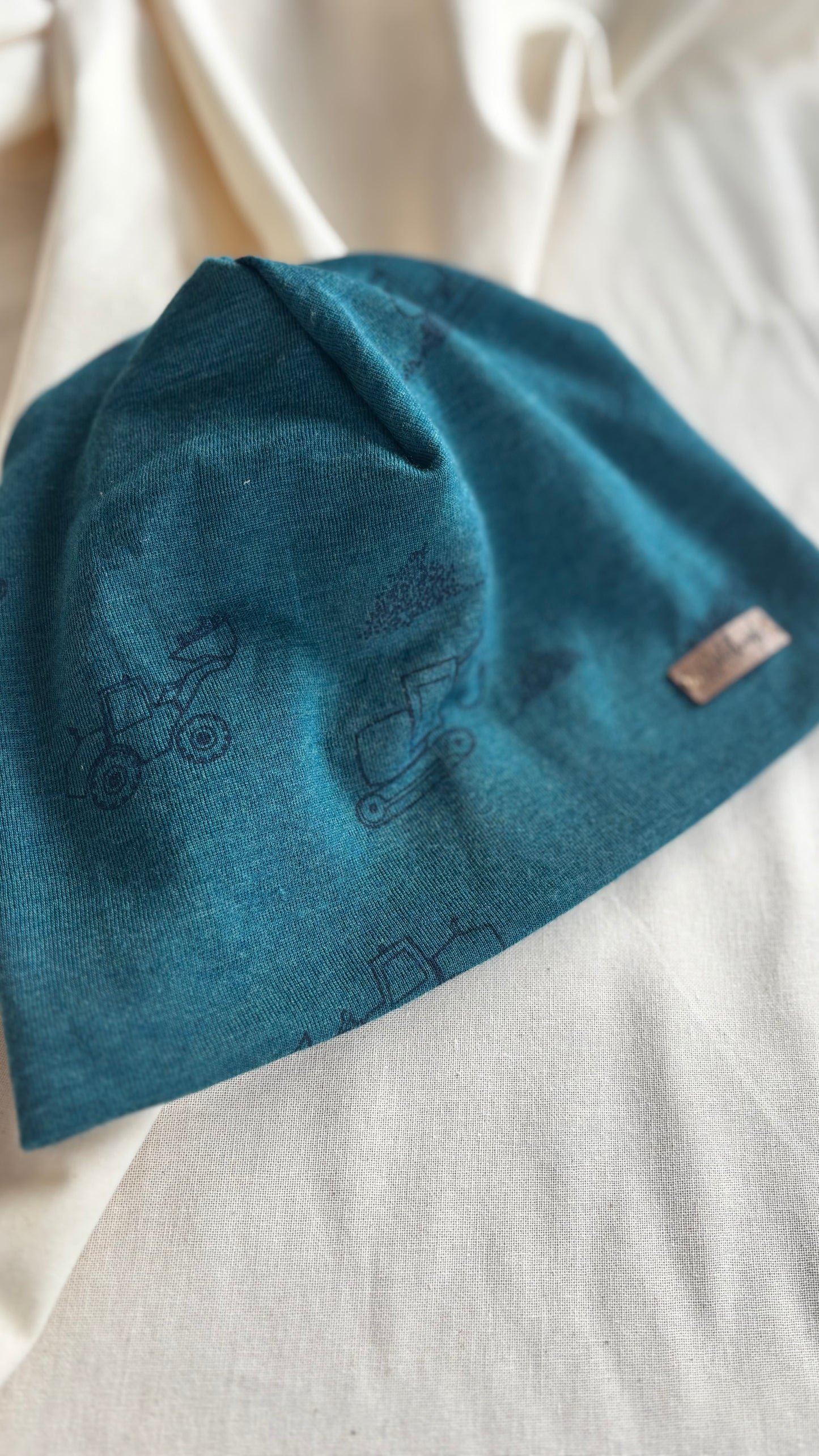 Hauberl „Baustelle“ aus Merinowolle-Maulbeerseide