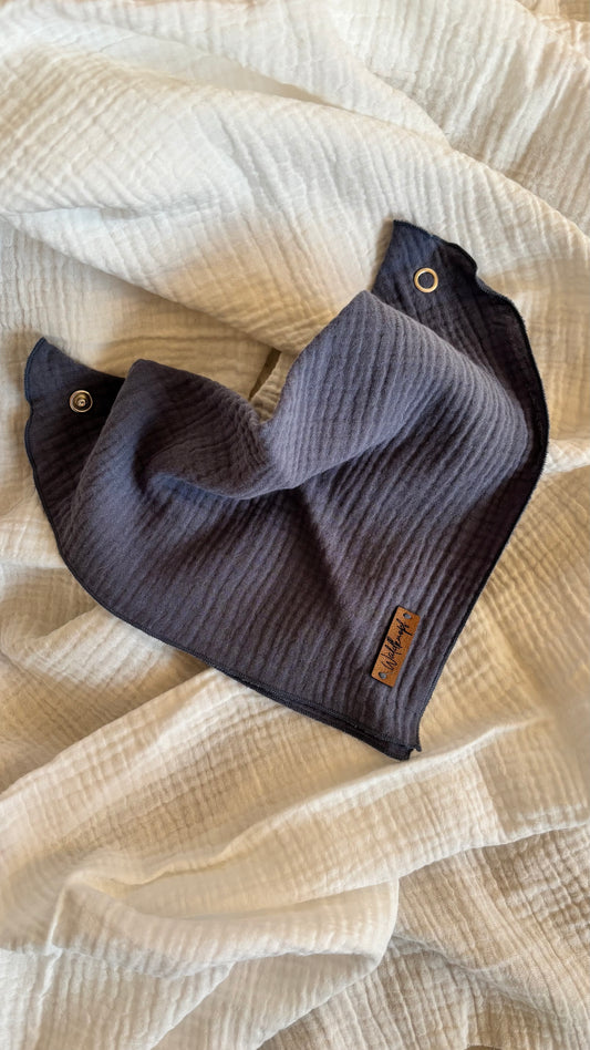 Lätzchen mit Druckknöpfen in Jeansblau